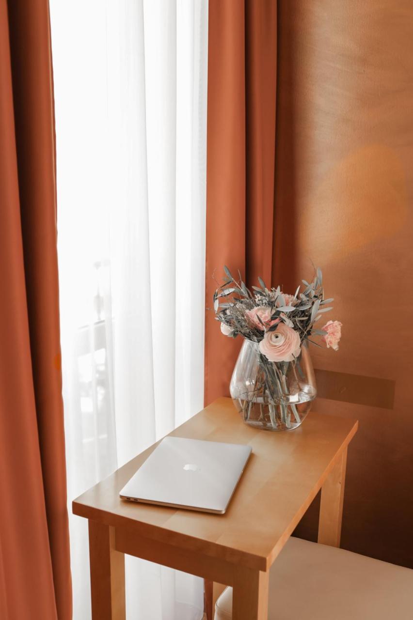 Standard Triple Room,699758734:JPEG