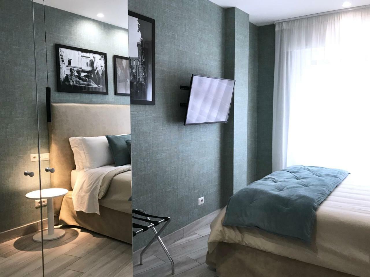 Double Room with Private Bathroom,781744194:JPEG