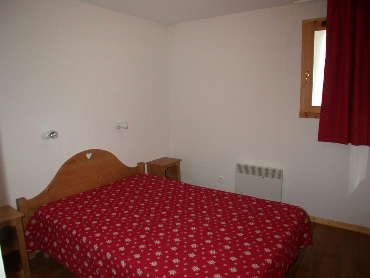 One-Bedroom Apartment,785894937:JPEG