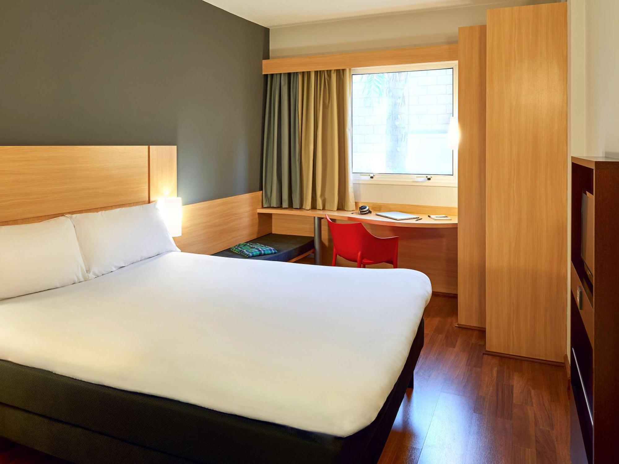 Quarto Duplo Standard