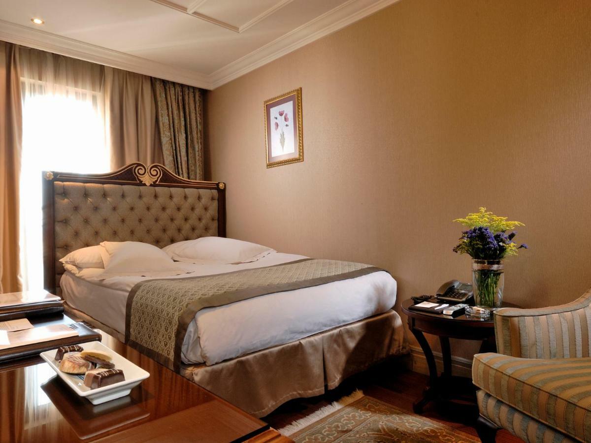 Superior Double Room,1498730683:JPEG