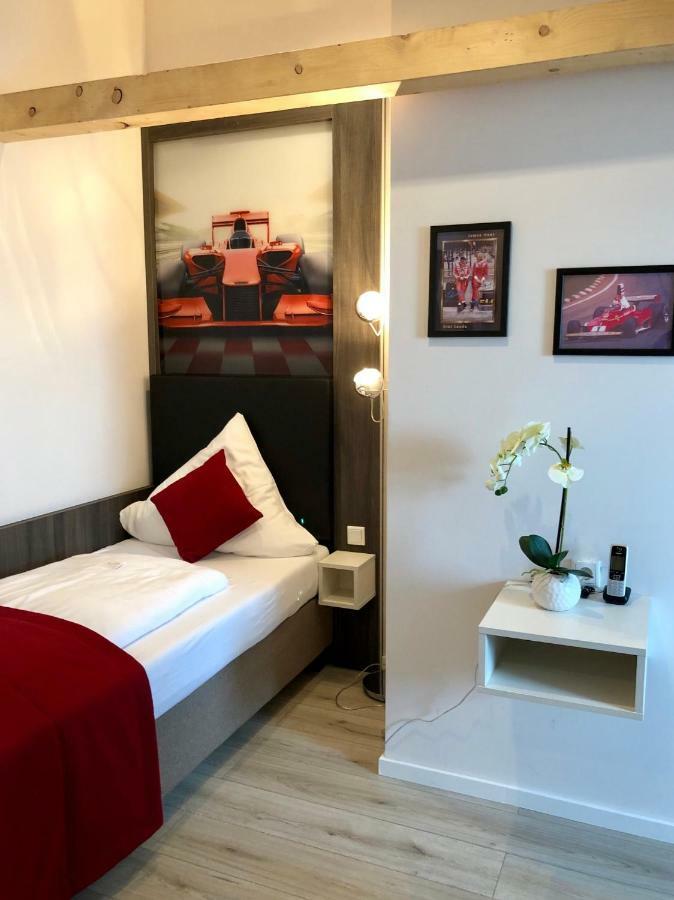 Deluxe Single Room,813391071:JPEG