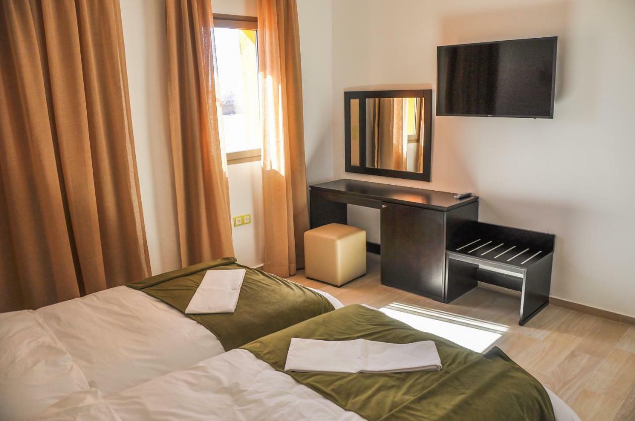 Double or Twin Room,813831698:JPEG