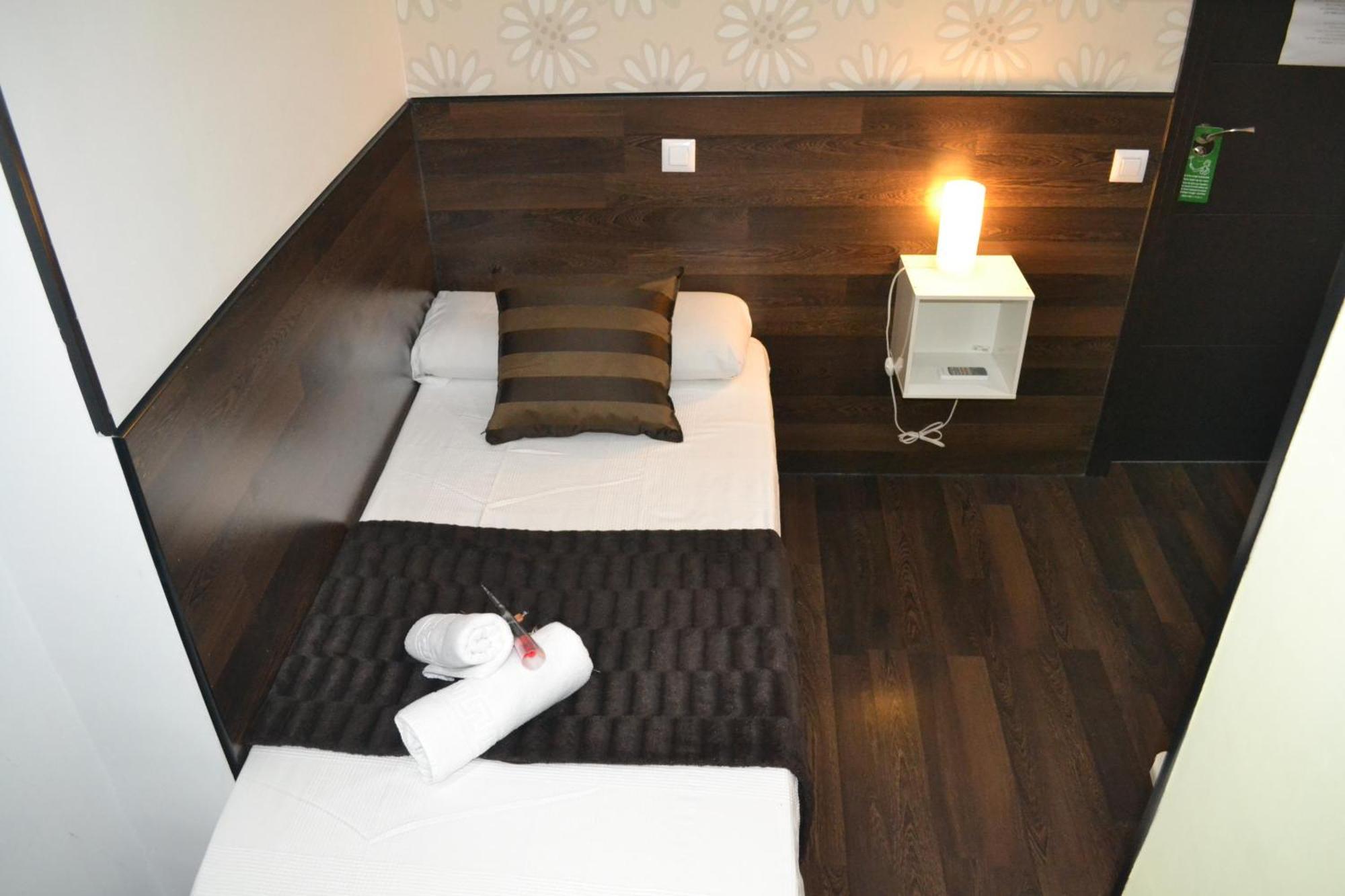 Single Room,820502612:JPEG