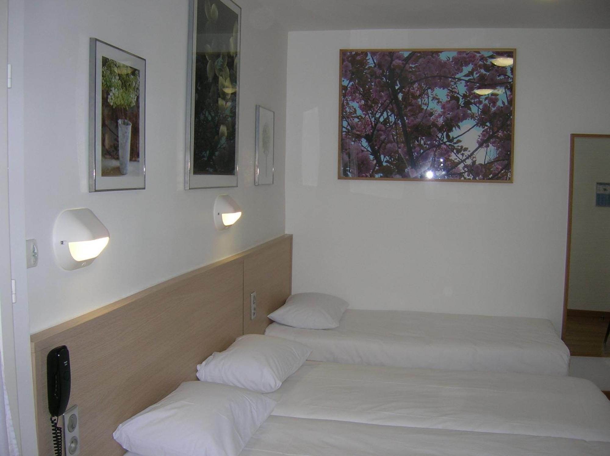 Triple Room,821495417:JPEG