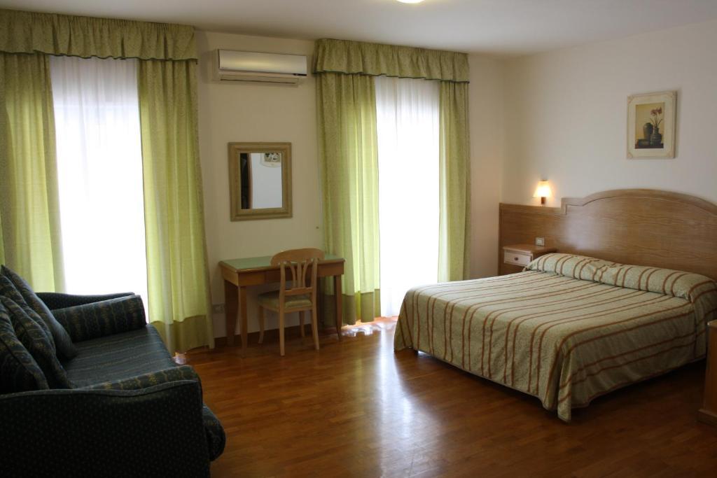 Junior Suite,8910147:JPEG