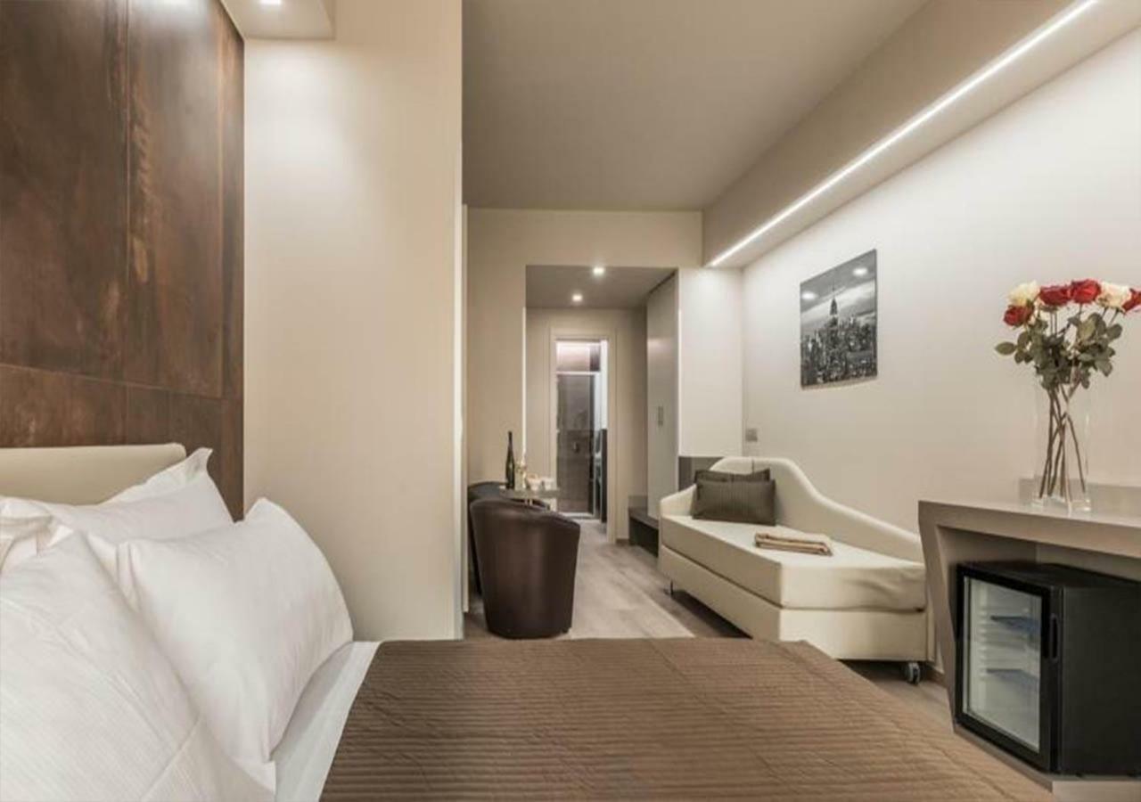 Deluxe Quadruple Room,894771109:JPEG