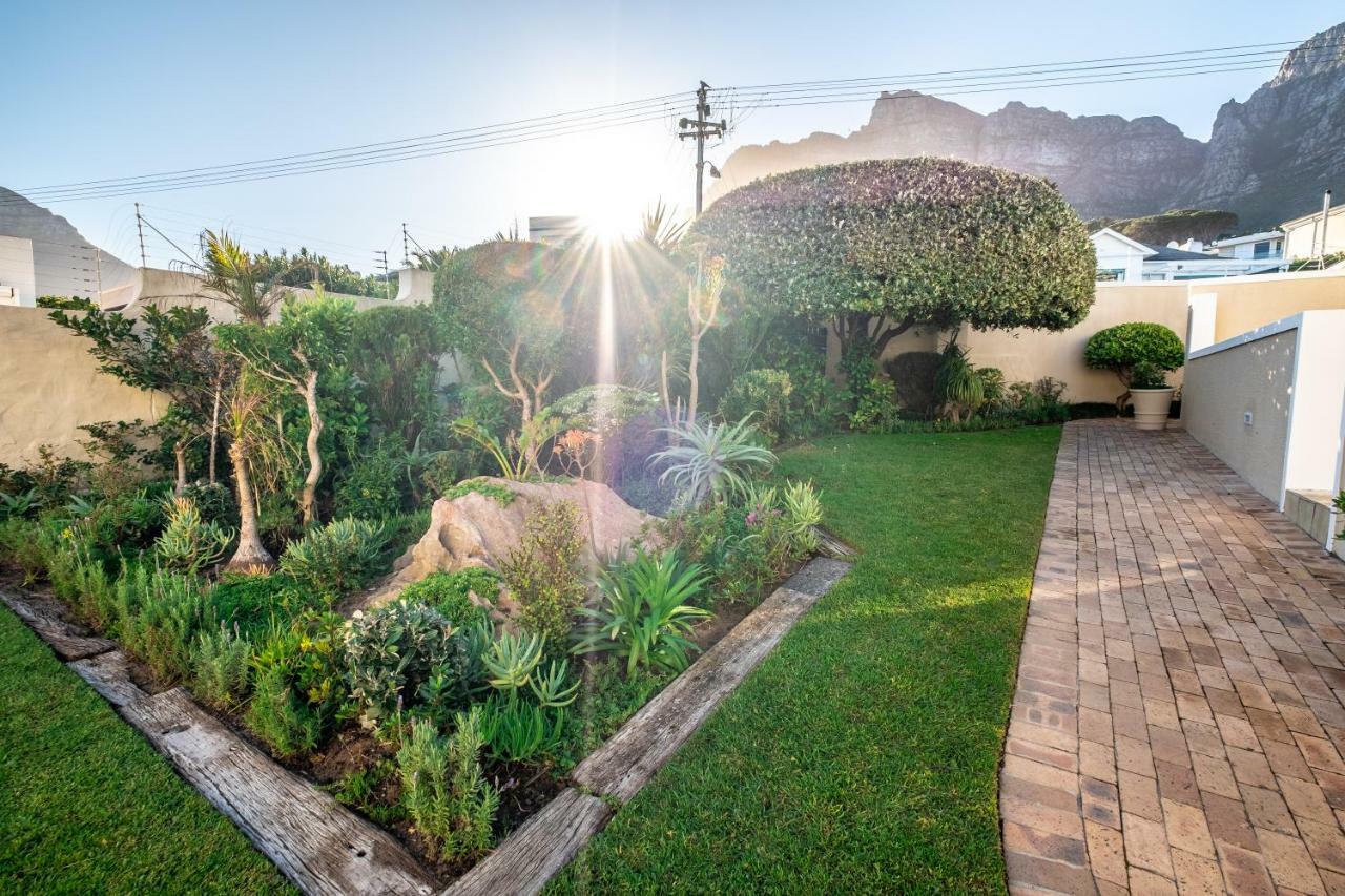 Self Catering two-Bedroom Cottage with Garden View,909274021:JPEG