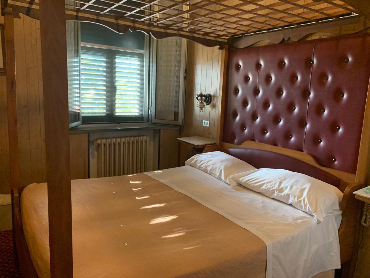Double Room,934219213:JPEG