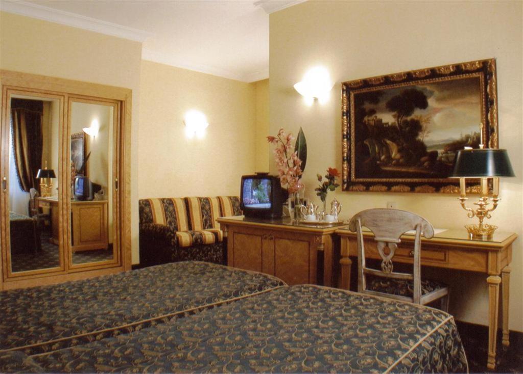 Superior Double or Twin Room,942271333:JPEG