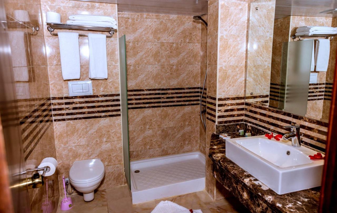 Standard Double Room,1393948112:JPEG