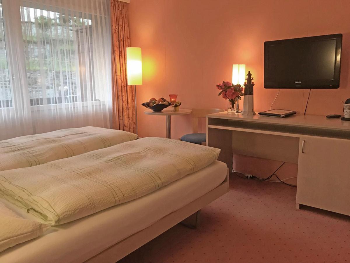 Double Room with Castle View,974668045:JPEG
