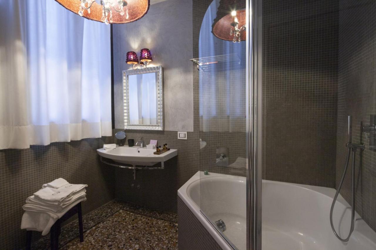 Luxury Double Room with Garden View,981437797:JPEG