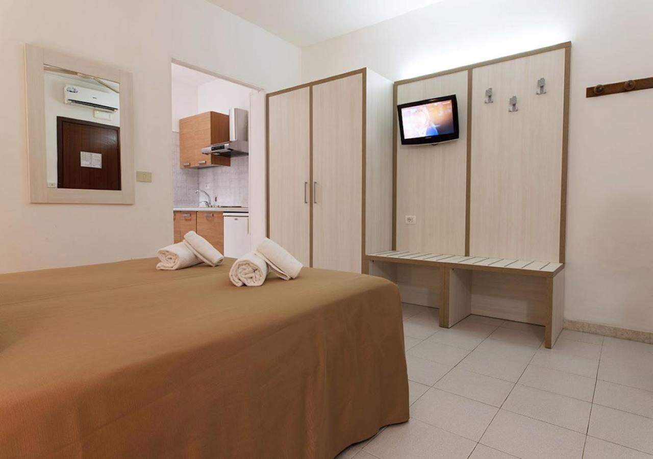 Superior Triple Room,1279854883:JPEG