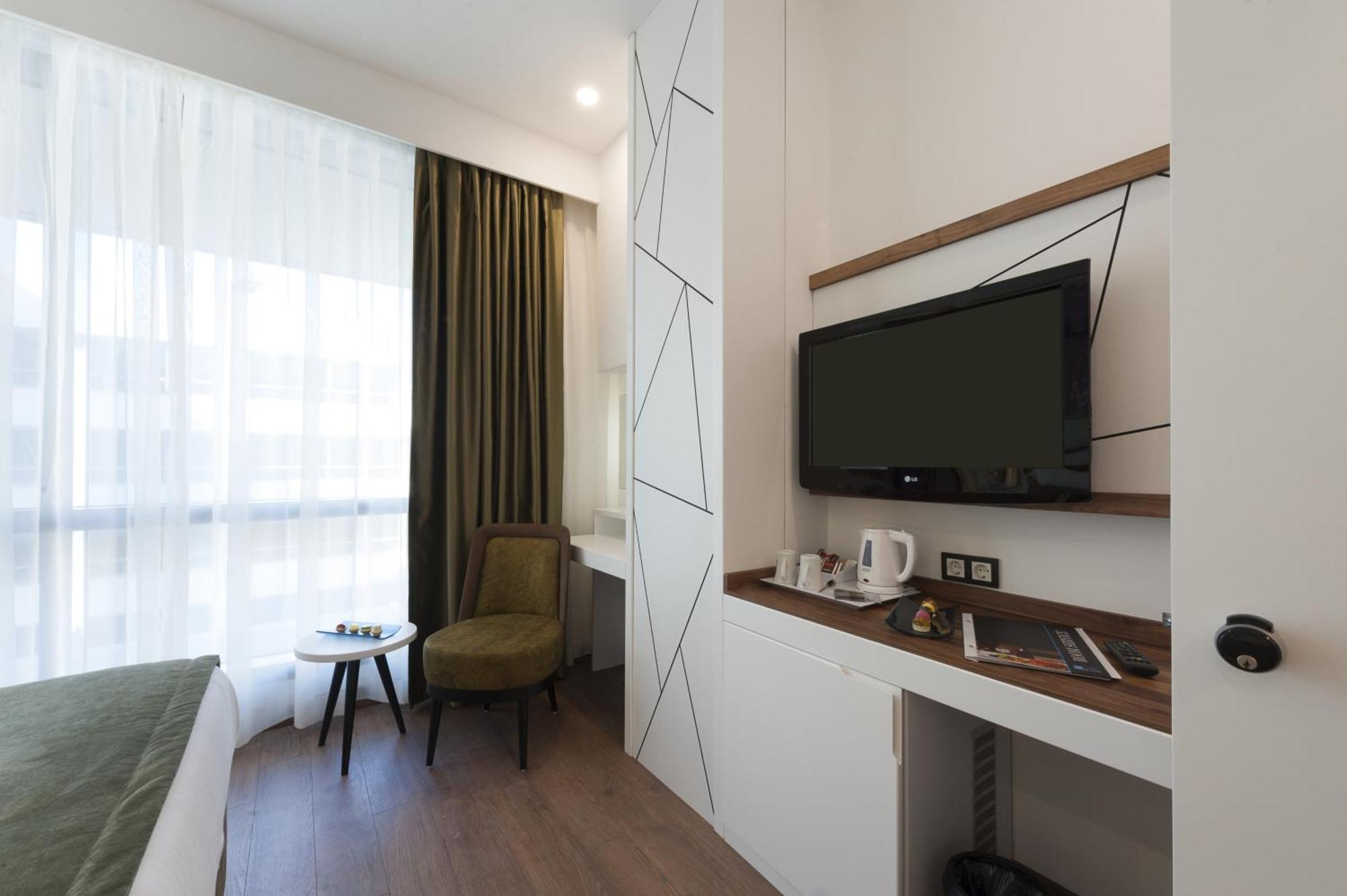 Junior Suite,996221215:JPEG