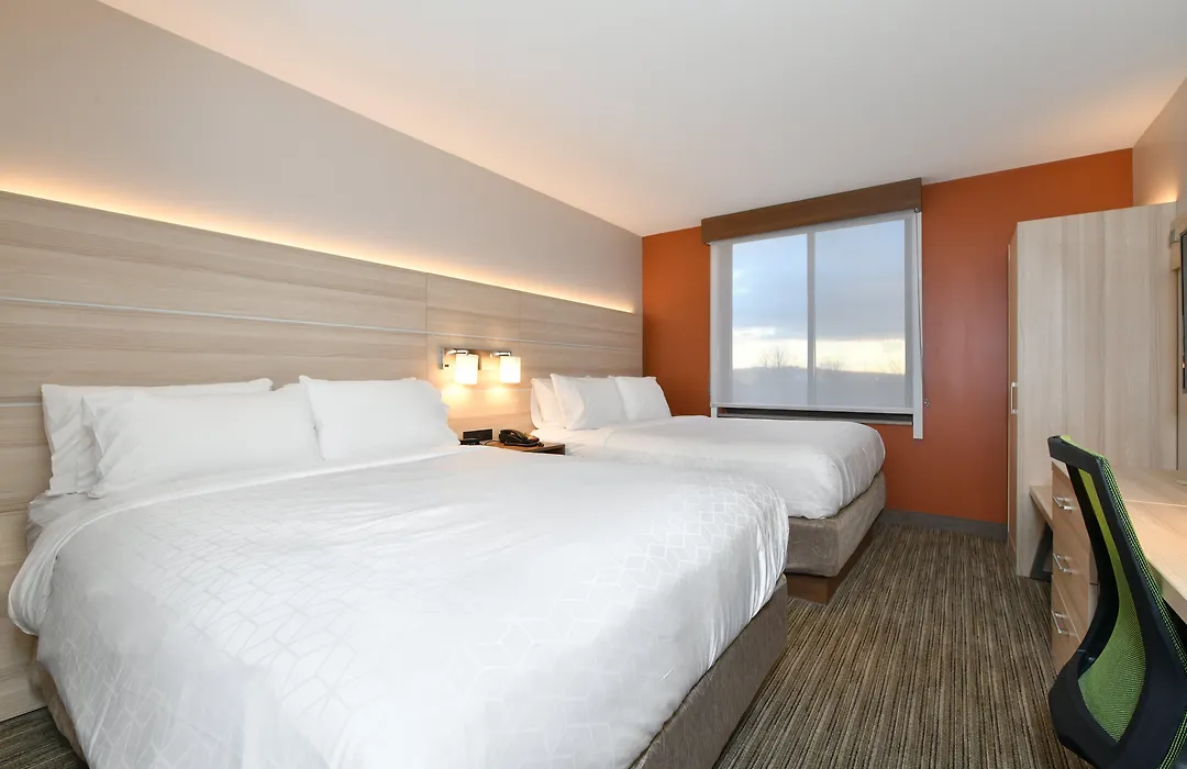 Country Inn & Suites By Radisson, Staten Island-1