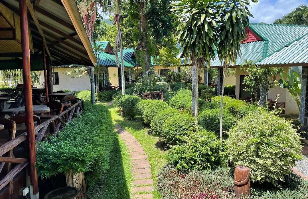 Garden Resort-1