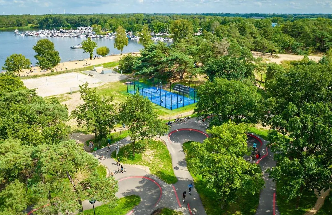 Landal Marina Resort Well-1