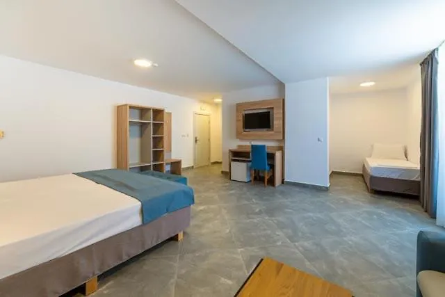 Martinez Hotel All Inclusive-1