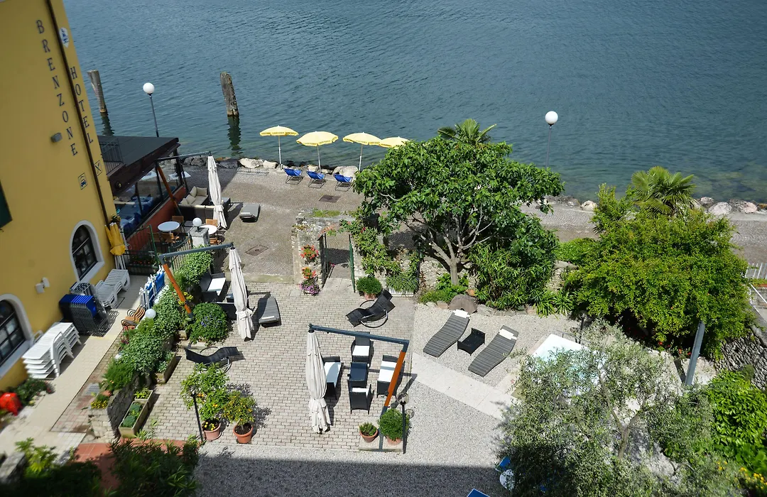 Lake Front Hotel Brenzone-1
