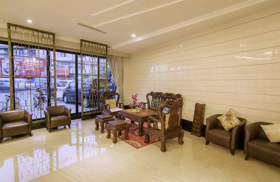 Paradise Hotel-1