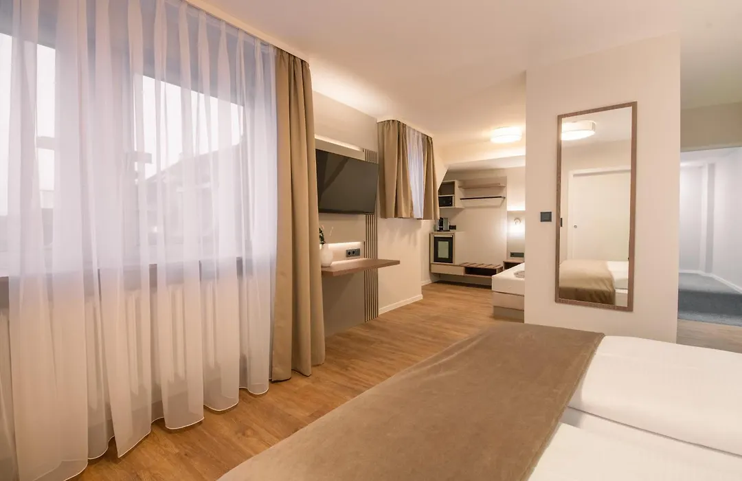 Altstadt Hotel Self Check-In-1