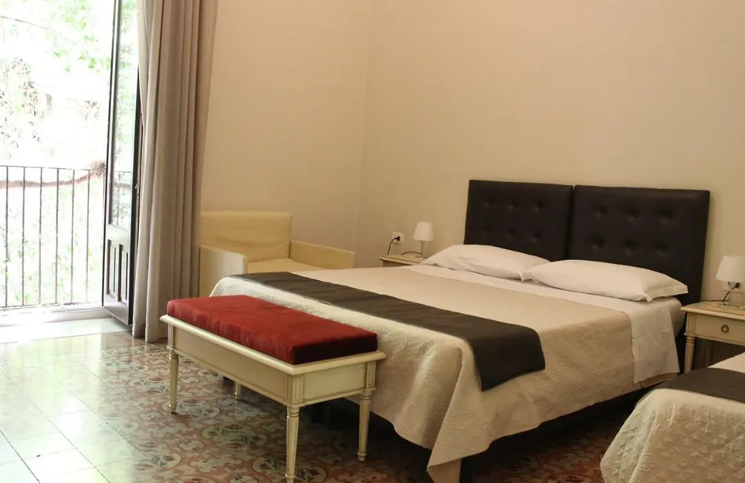 Umberto House Catania-1