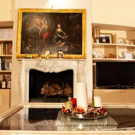 Gran Suite Piazza Maggiore - T&T Communications-2