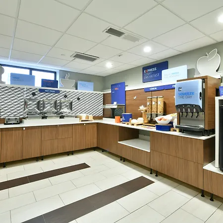 Country Inn & Suites By Radisson, Staten Island-2