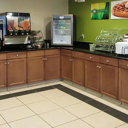 Quality Inn Winder-3