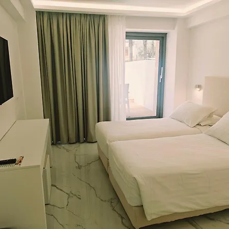 Ibiscus Hotel-3