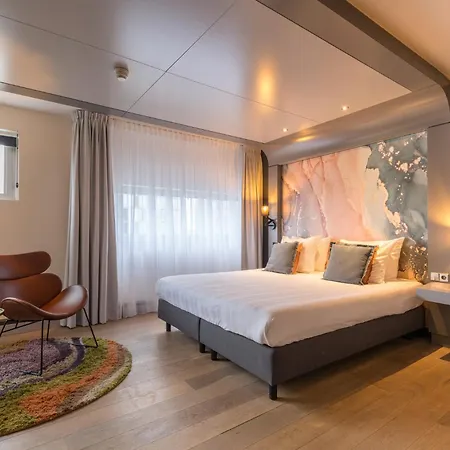Leonardo Hotel Almere City Center-2