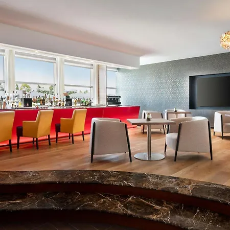 Sheraton Milan Malpensa Airport Hotel & Conference Centre-2