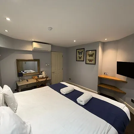 Fielding Hotel-2