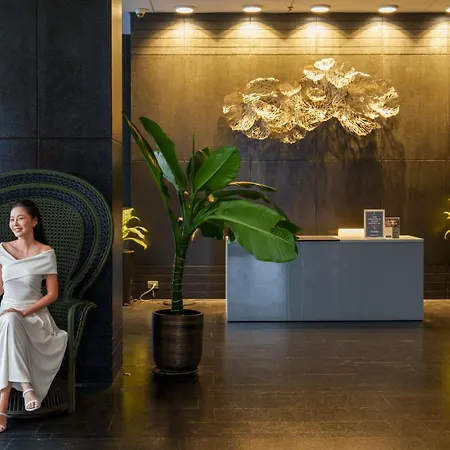 Hyatt Place Bangkok Sukhumvit 24-3