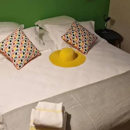 Hotel Chezjeanne-2