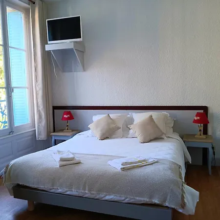 Hotel Chezjeanne-3