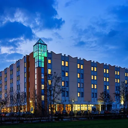 H+ Hotel Leipzig-Halle By Sunday Hotels-3