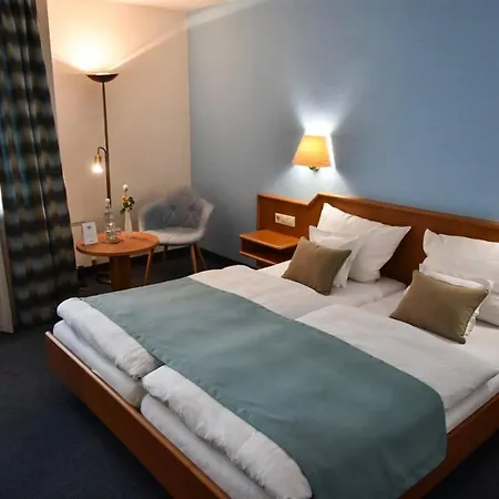 Martins Klause Airport Messe Hotel - Air Conditioning - Self Check-In Available-2