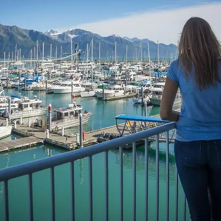 Harbor 360 Hotel Seward-2