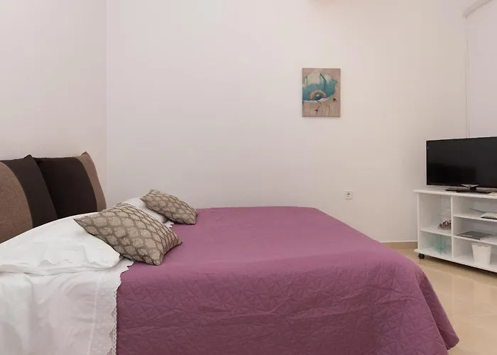 Apartments Lovric
