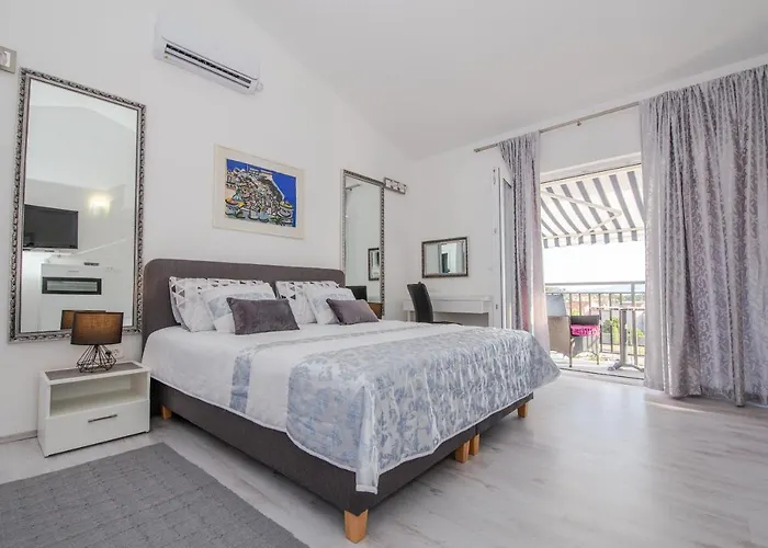 Beautiful Sea View 6 Luxury Studio Danijela