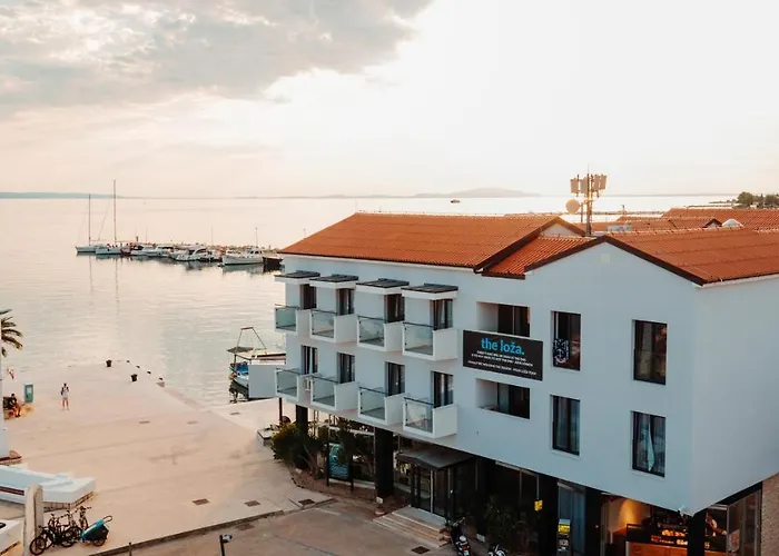 The Loza - Seaside Festival Hotel