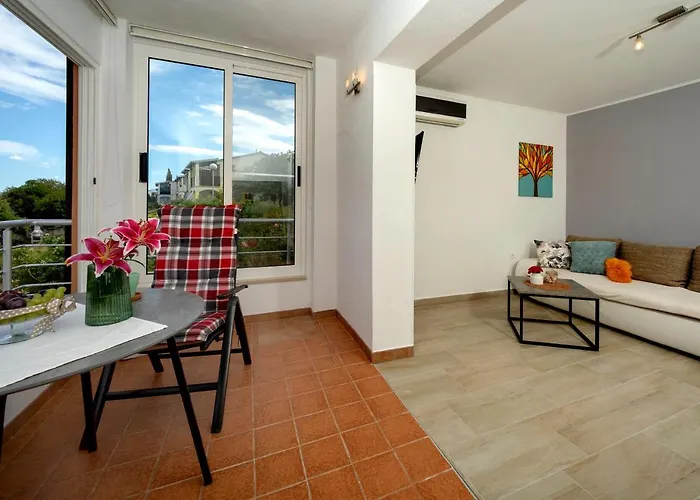 B Apartment