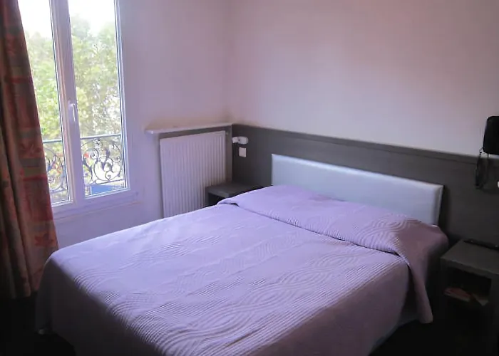 Aero Hotel