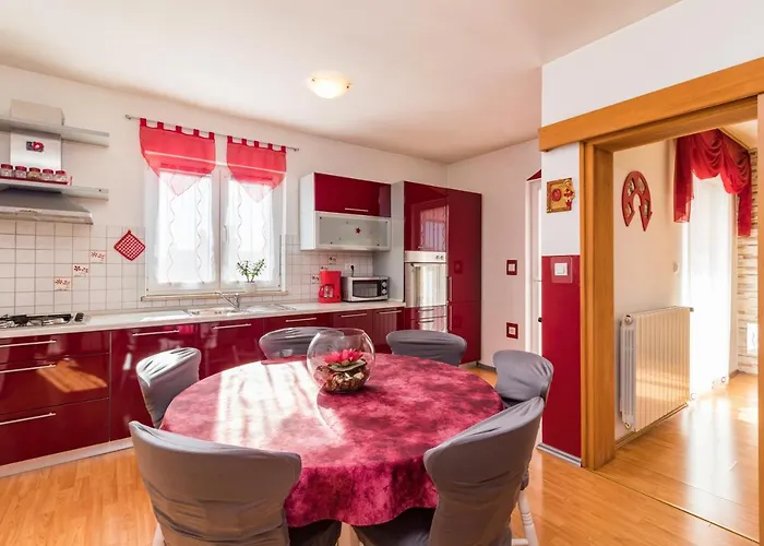 Residence Kliman-No Groups