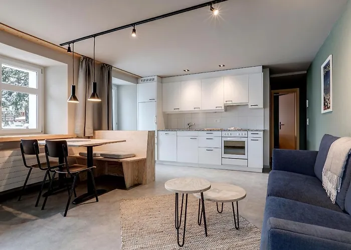 Belmont- Apartment Haus