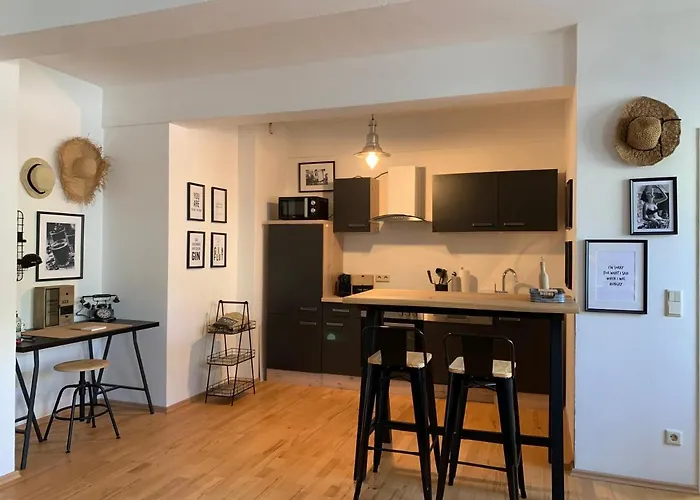 Sandra'S Loft