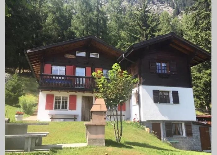 Idyllisches Chalet inmitten der Walliser Bergwelt