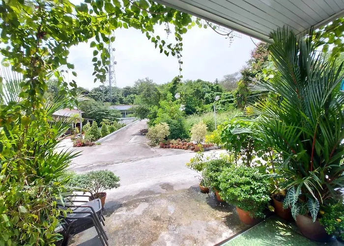 Baan Aomsub